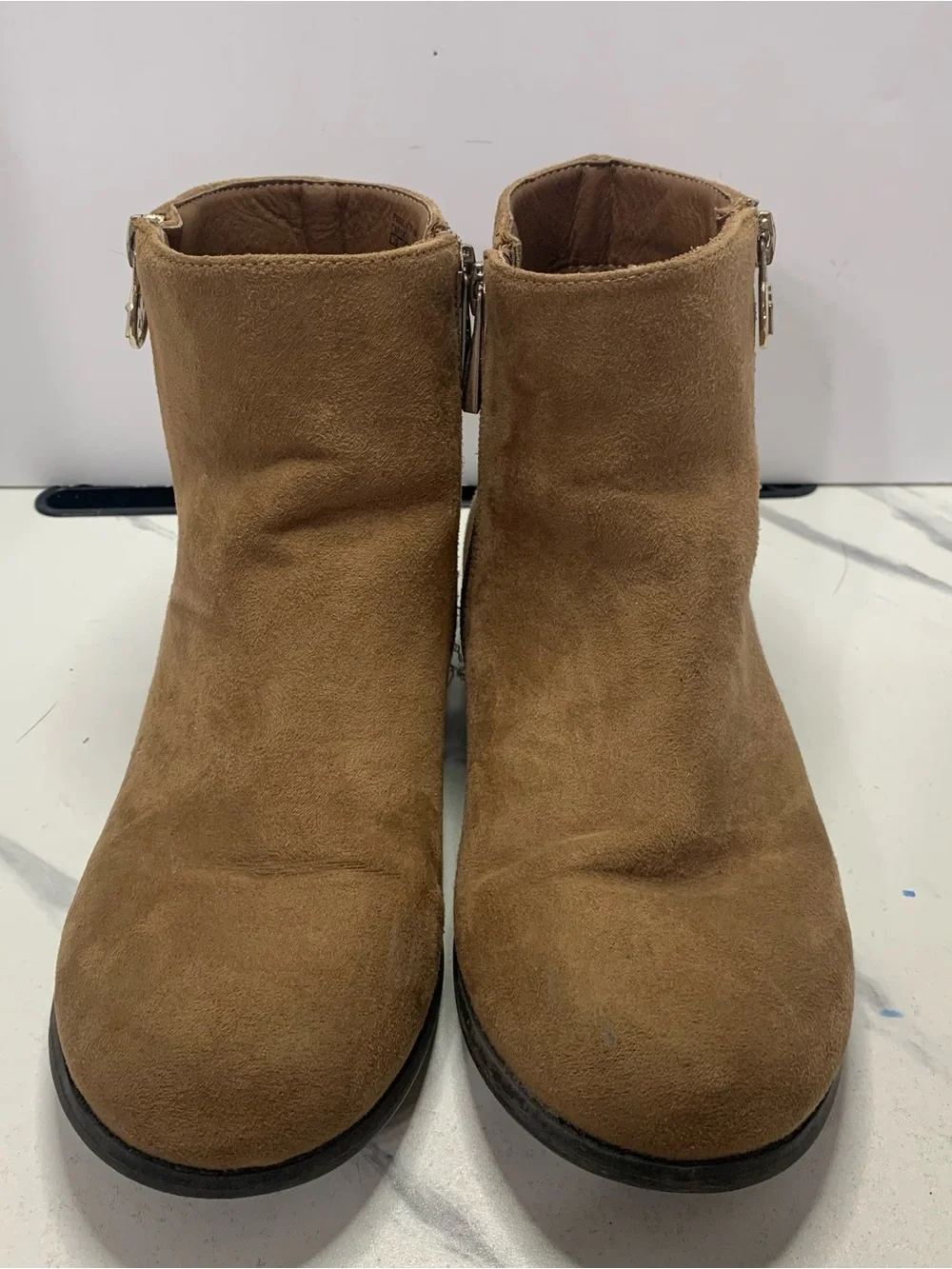Girls Michael Kors Cognac Suede Ankle Booties with MK Charm size 4